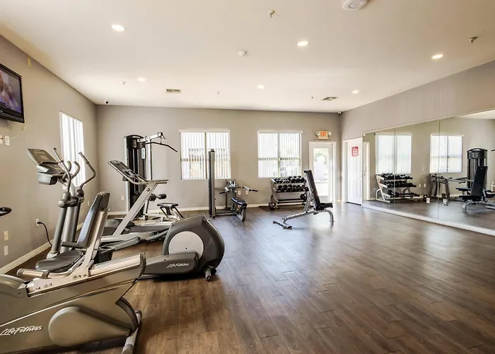 Tolleson Stylish Retreat For 2 Guests * Cashion
